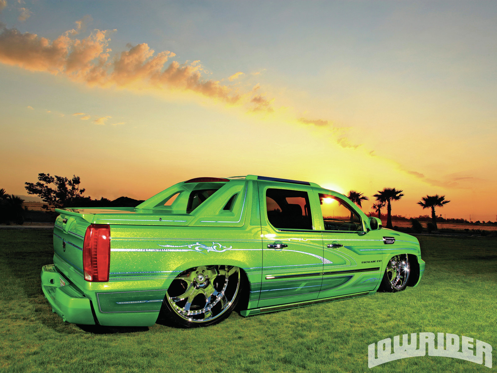 2009 Cadillac Escalade Ext Lowrider Magazine